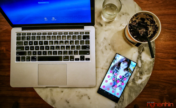 Đã có giá bán chính hãng Xiaomi Mi Mix tại Việt Nam bán ra 15/3 ảnh 2