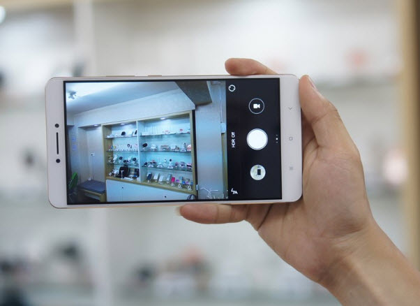 http://stcv4.hnammobile.com//fileext/contents/xiaomi-mi-max-11.jpg