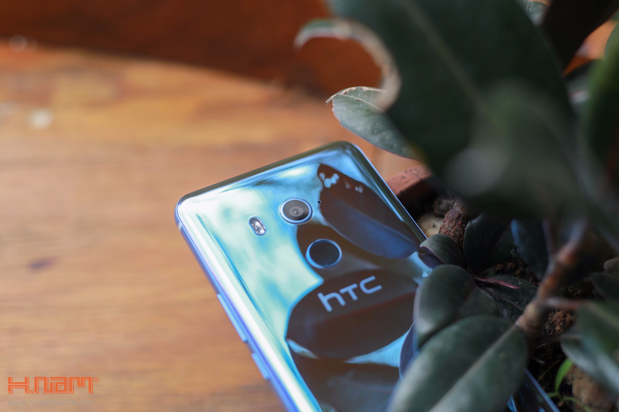 Trên tay và đánh giá nhanh HTC U11 Plus: Nối tiếp sự hoàn hảo hình 18