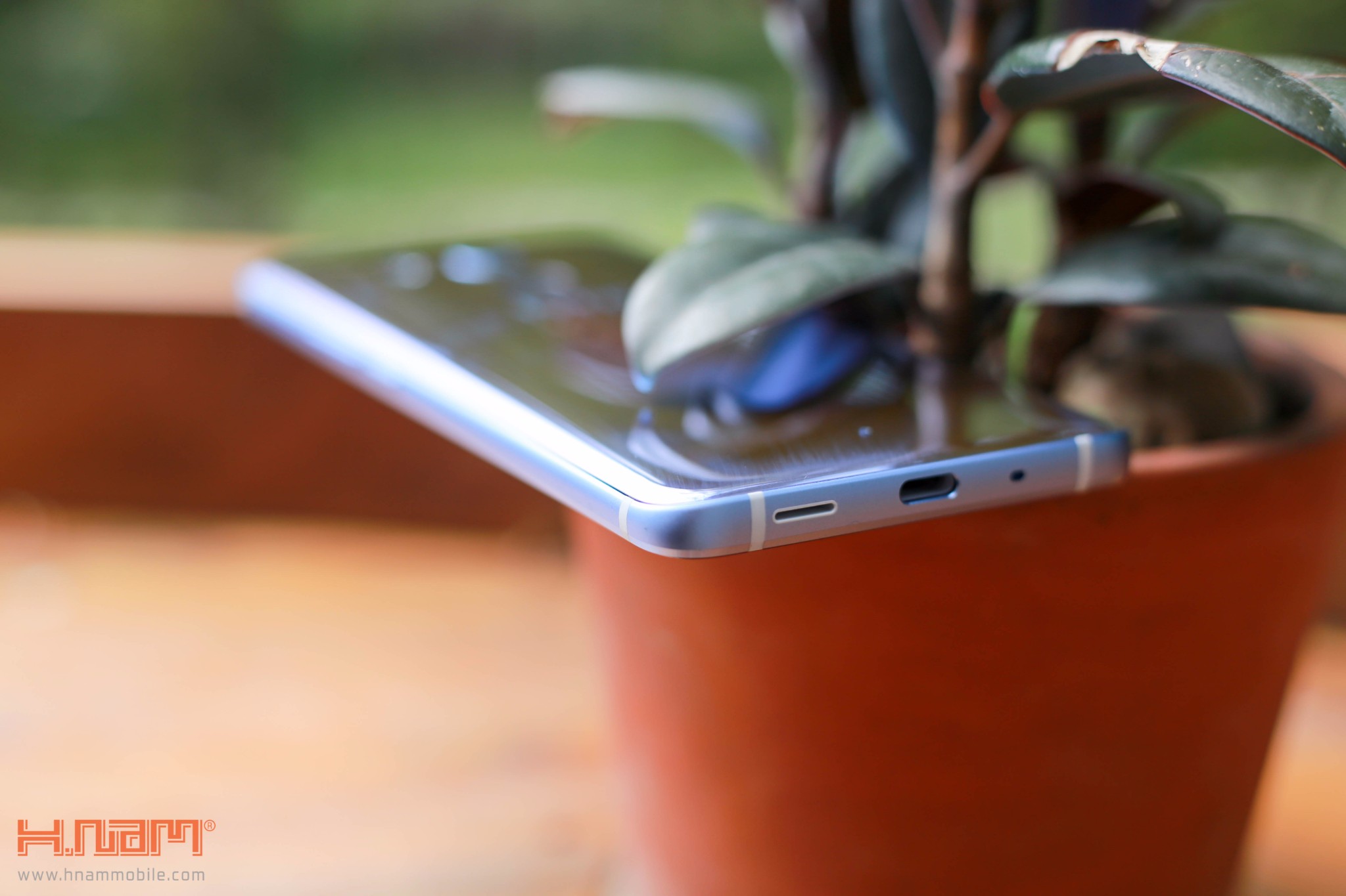 Trên tay và đánh giá nhanh HTC U11 Plus: Nối tiếp sự hoàn hảo hình 27