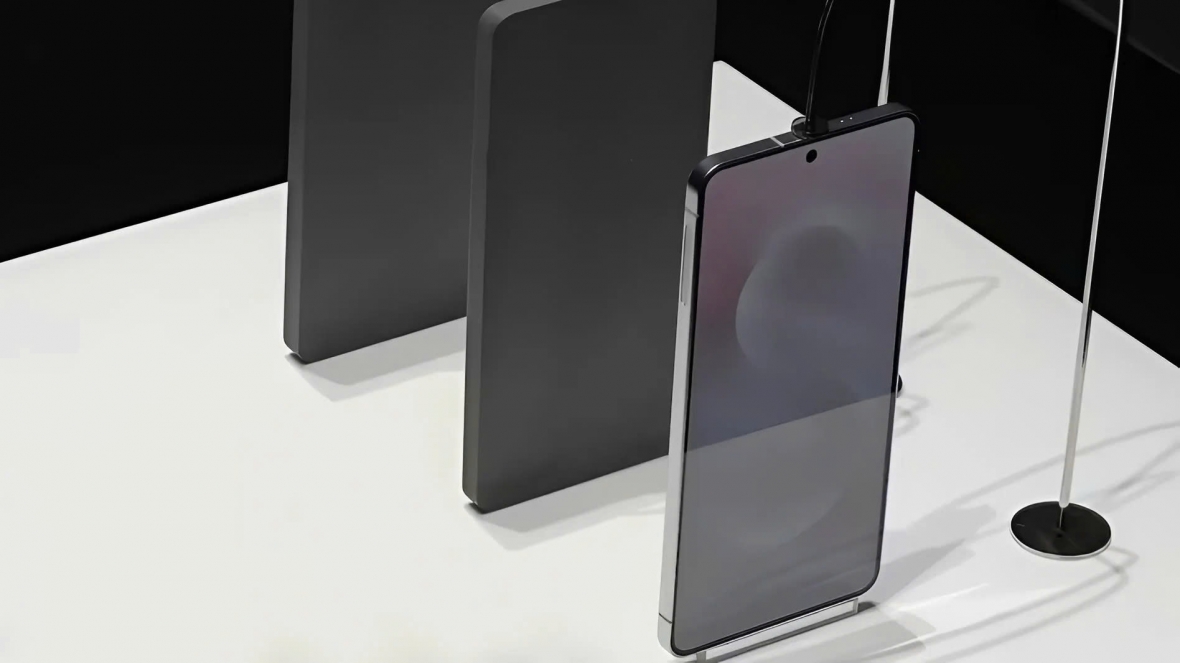 Galaxy S25 Edge chính là việc nó chỉ có 2 camera sau