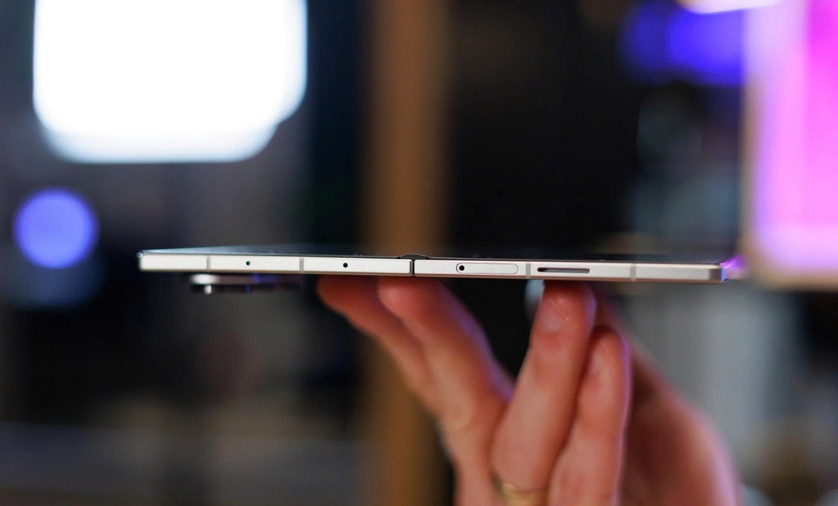 Galaxy Z Fold 7 đã khắc phục triệt để