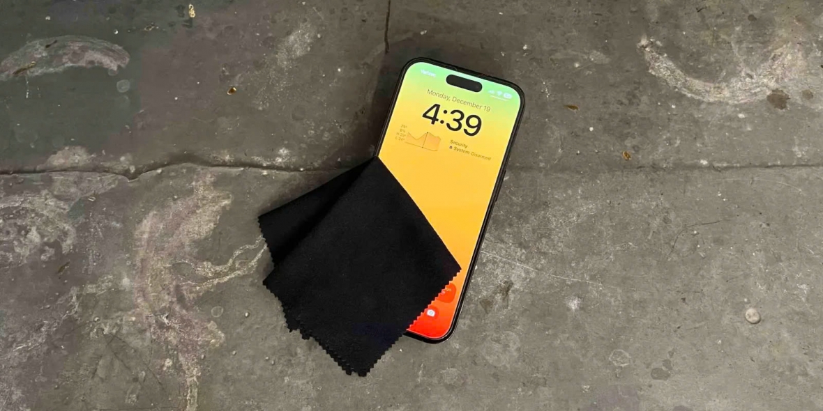 Những điều KHÔNG NÊN làm khi vệ sinh iPhone