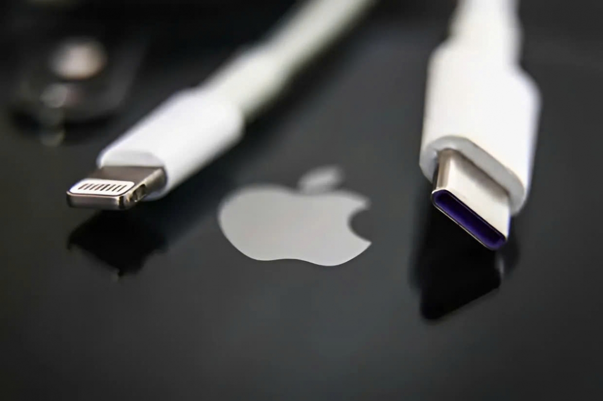 iPhone Bỗng Đơ Khi Dùng Cáp Hỏng