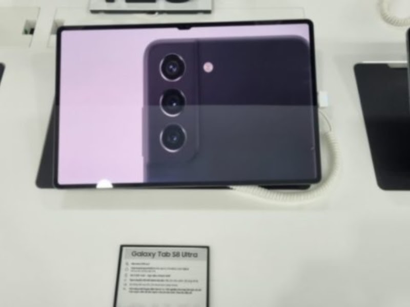 Rò rỉ bức ảnh thực tế của Galaxy Tab S8 Ultra mang đến cái nhìn đẹp nhất về khía cạnh và viền