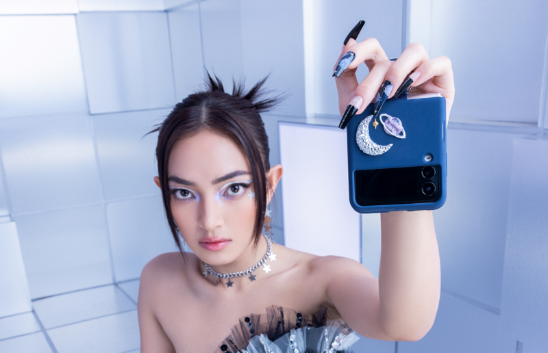 Hiệu năng mạnh mẽ trên Galaxy Z Flip3 Flex Your Way