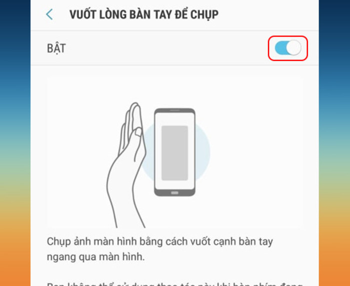 Người dùng có thể chụp ảnh màn hình bằng cách vuốt cạnh bàn tay ngang qua màn hình điện thoại