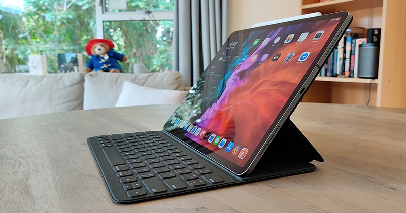 Smart Keyboard Folio iPad Pro 12.9 inches (2021) MXNL2ZA