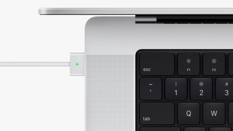Sạc MagSafe và một số cổng kết nối được đem trở lại trên MacBook Pro