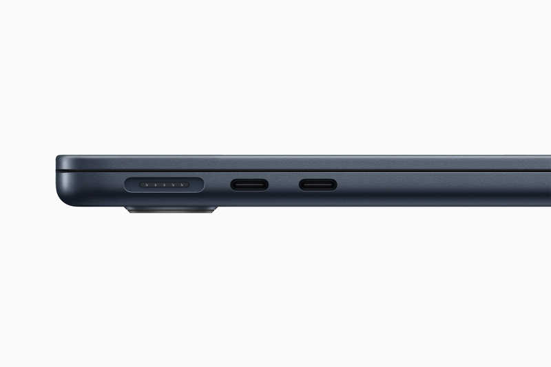 Thiết kế sang trọng trên MacBook Air 13 inch 2022