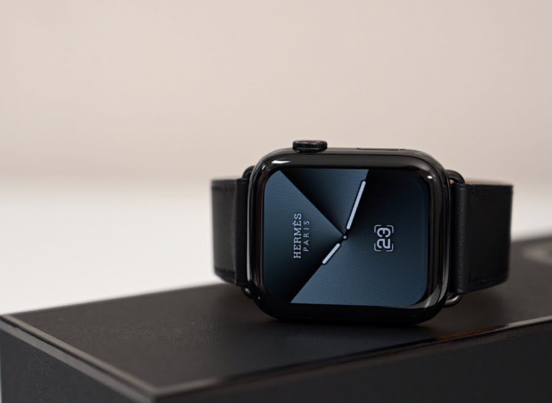 hnammobile - Xuất hiện Apple Watch Series 5 Edition chưa được phát hành bằng gốm đen - 3