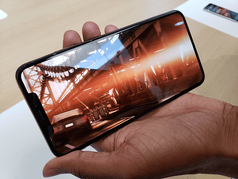 iPhone XS