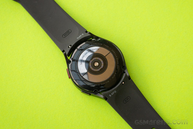 Cảm biến của Galaxy Watch4 gần giống với các công cụ y tế
