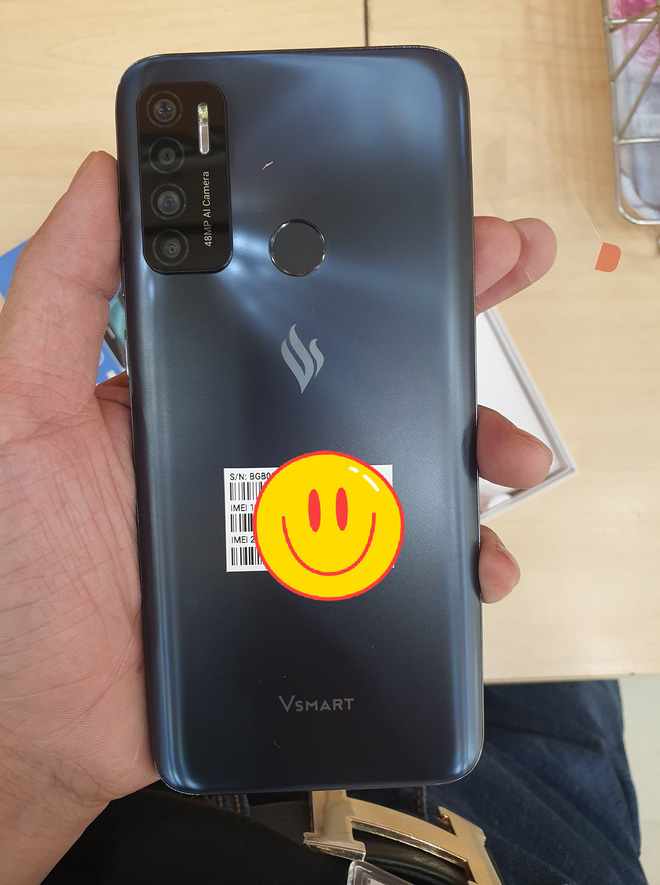 hnammobile - Cấu hình Vsmart Live 4: màn hình đục lỗ, chip Snapdragon 675, pin 5000mAh, giá chỉ hơn 4 triệu - 2