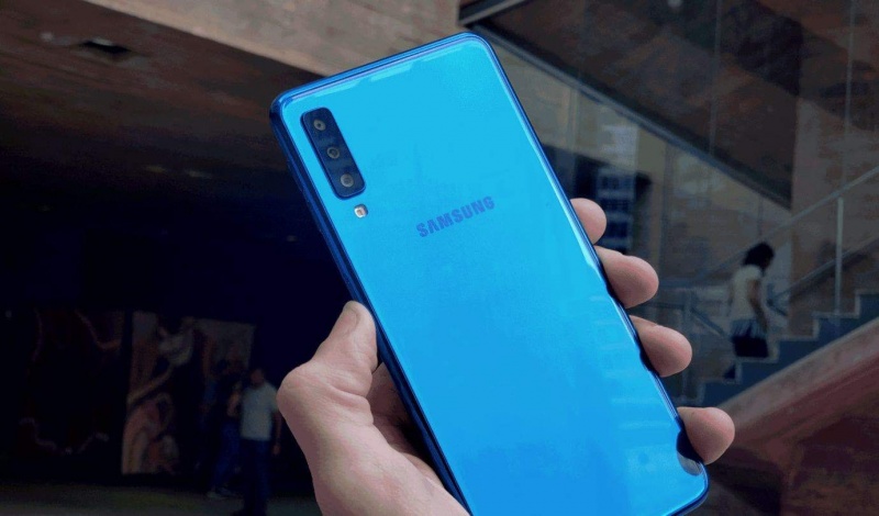 hnammobile - Bất ngờ khi điện thoại Samsung ra mắt từ năm 2018 vẫn được cập nhật One UI 3.1 - 1