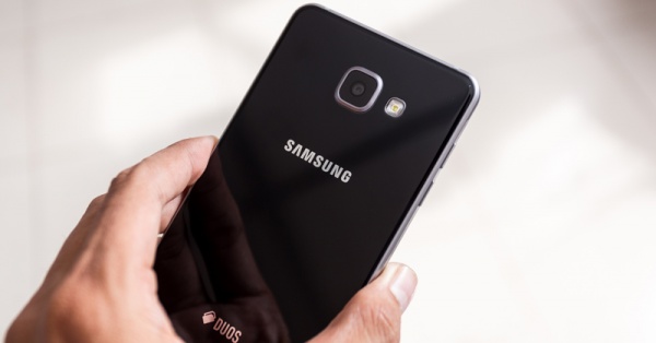 Review Samsung Galaxy A7 (2016) - lột xác với thiết kế kim loại, cấu hình mạnh, pin trâu