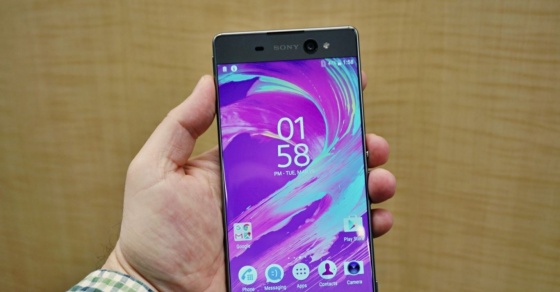 Trên tay Sony Xperia XA Ultra - điện thoại màn hình lớn 