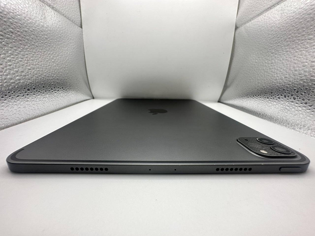 Apple iPad Pro 11 Wifi 128GB 2021 Chip M1 cũ 97% Chỉ có 1 máy