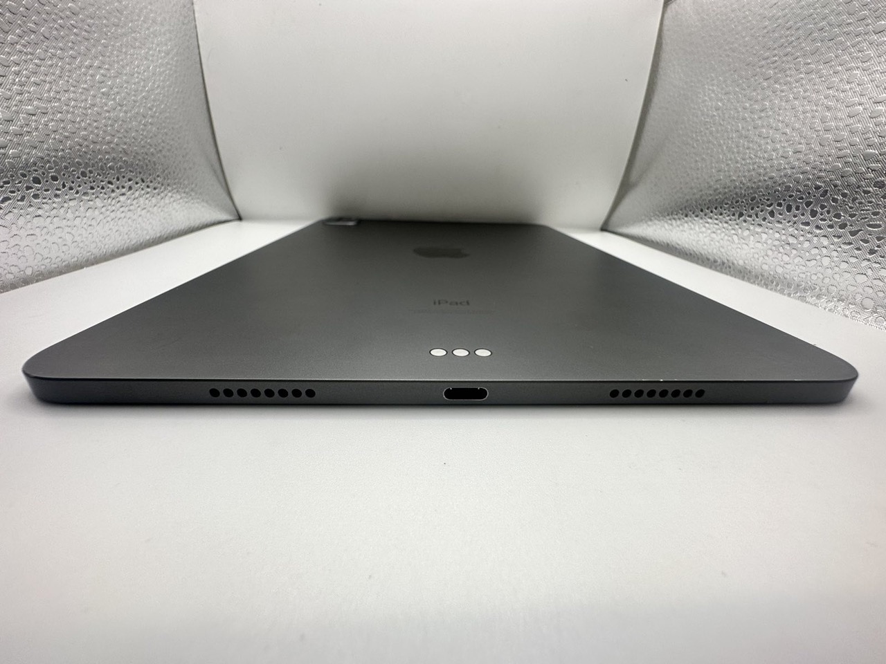 Apple iPad Pro 11 Wifi 128GB 2021 Chip M1 cũ 99% Chỉ có 1 máy