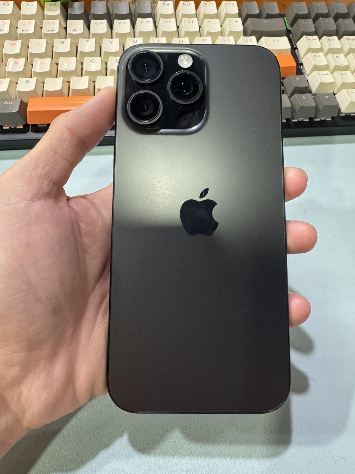 Apple iPhone 16 Pro Max 512GB ZA/A cũ 99% Chỉ Có 1 Máy