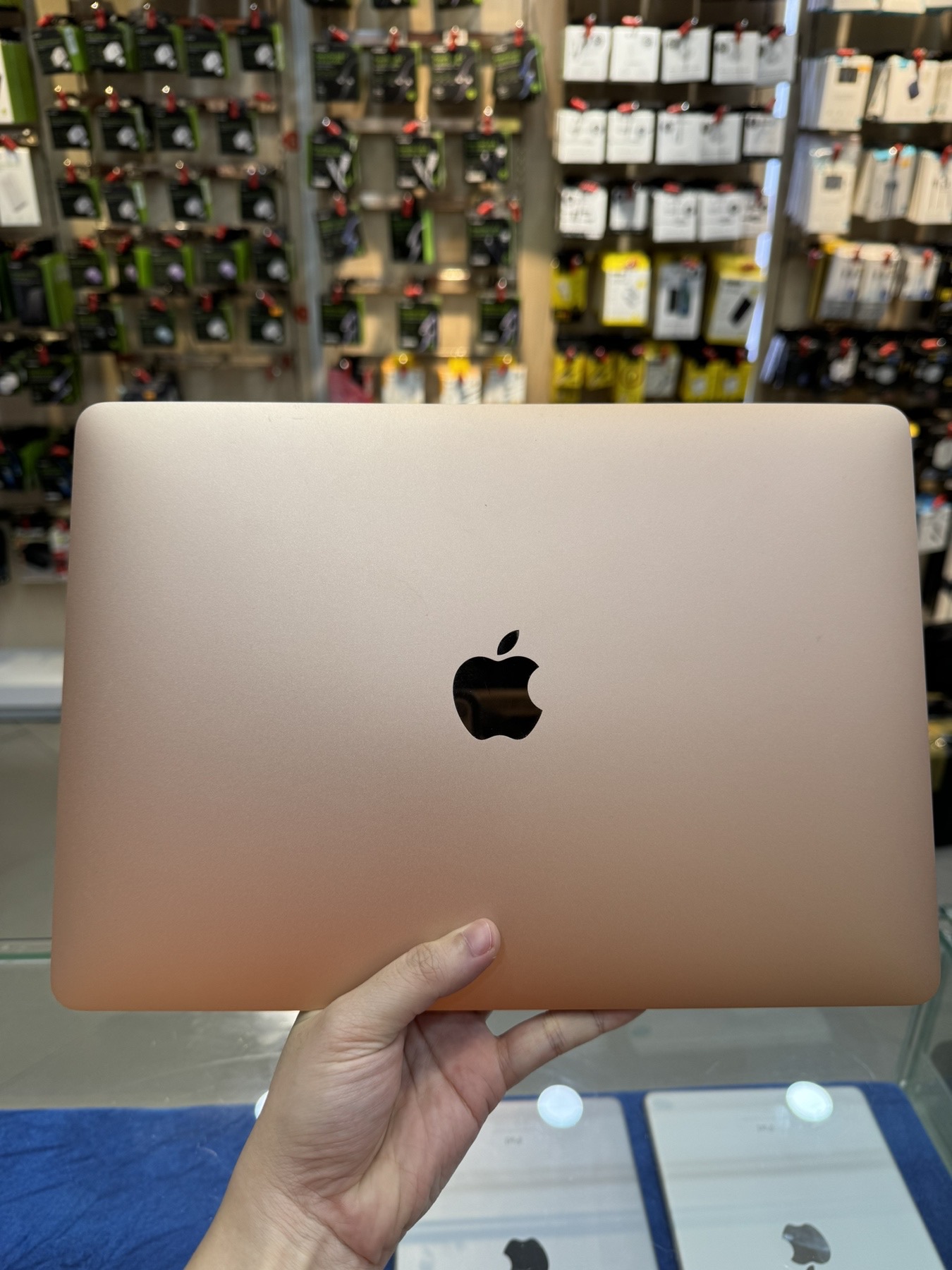 MacBook Air 13.3 inch 2019 128GB MVFH2 cũ 99% chỉ có 1 máy